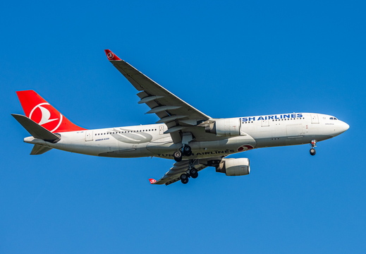 DUS Airbus A330-223 TC-JIR