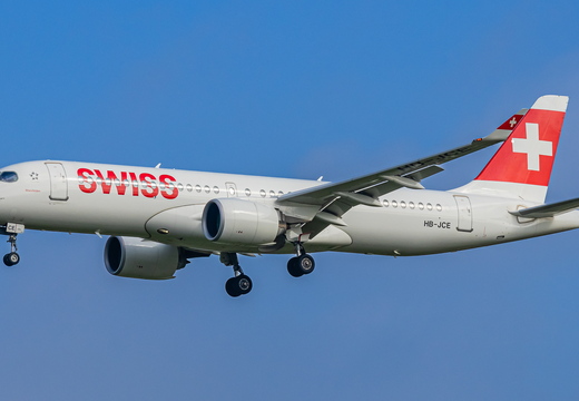 DUS Airbus A220-300 HB-JCE